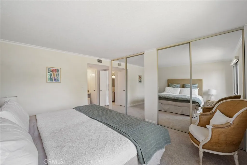 29125 Thousand Oaks Boulevard D, Agoura Hills, California 91301 home-pic-10